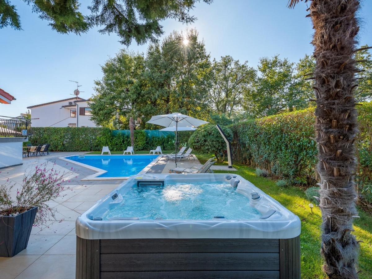 Villa Martimar With Pool And Hot Tub In Istria Rosini Екстер'єр фото